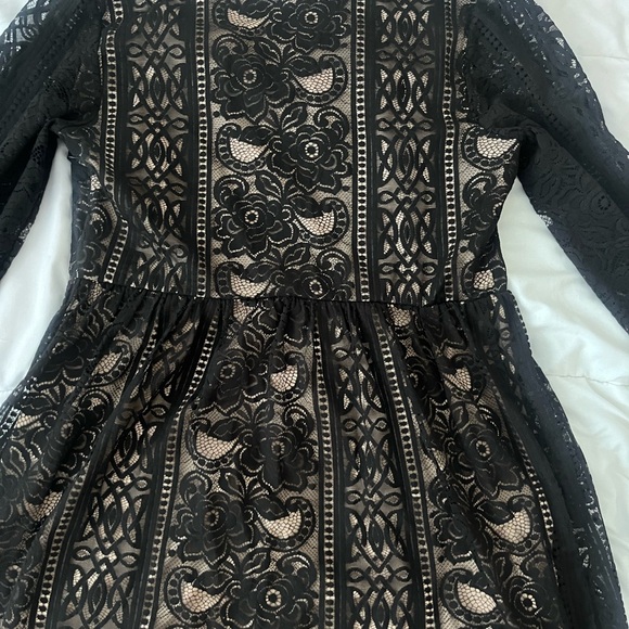 Black Lace Dress - Picture 4 of 7